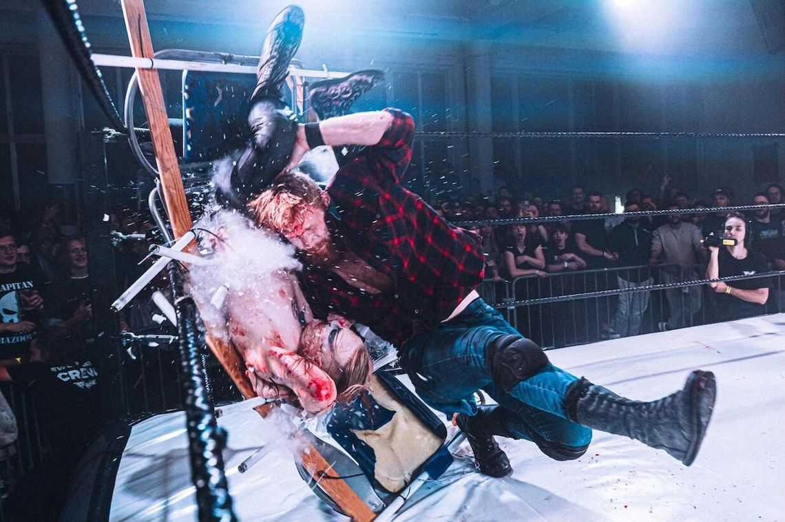 BUMP. Opowieść o polskim wrestlingu