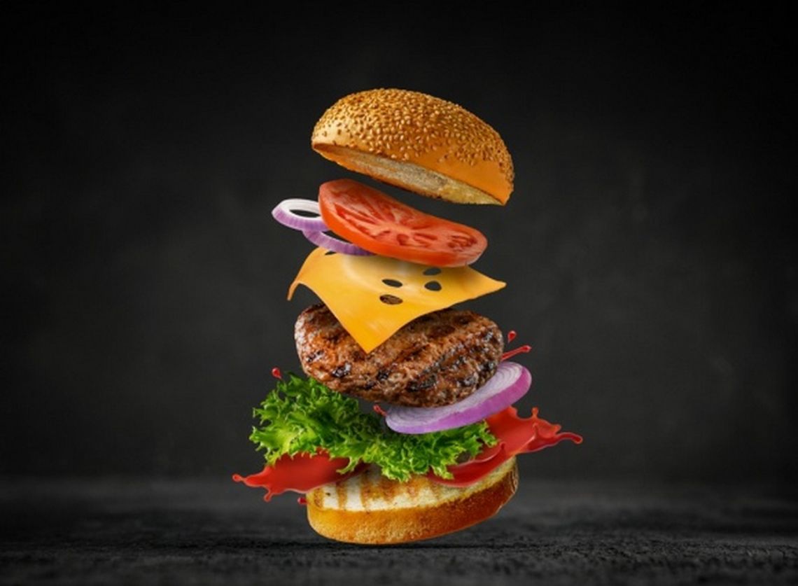 Burgerowy fenomen nie zwalnia – ponad 30% wzrostu zamówień burgerów w aplikacji Glovo