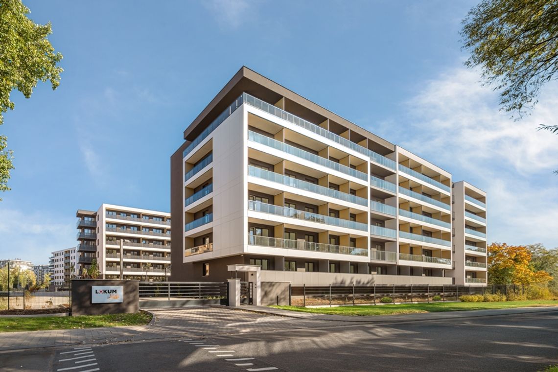 Czy w nowych inwestycjach projektowane są bardziej przystępne, kompaktowe mieszkania