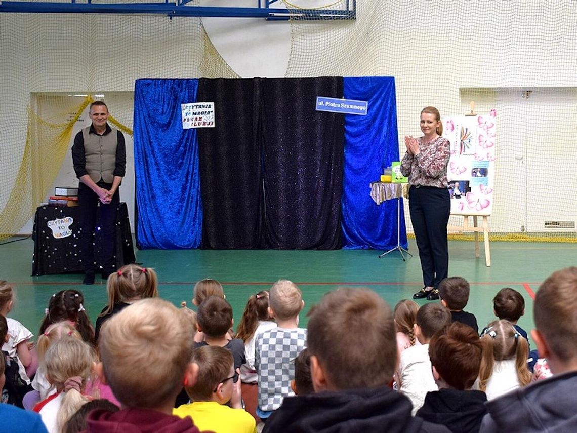 CZYTANIE TO MAGIA-POKAZ ILUZJONISTY W KARNICACH