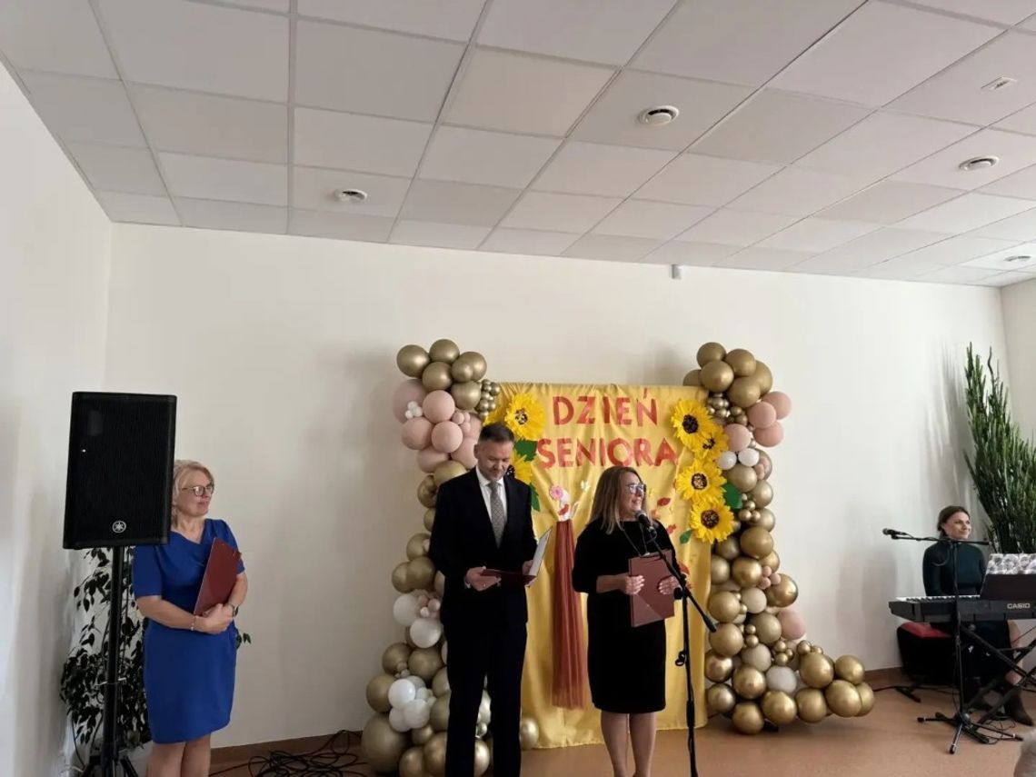 DZIEŃ SENIORA W GRYFICACH DZIEŃ SENIORA W GRYFICACH