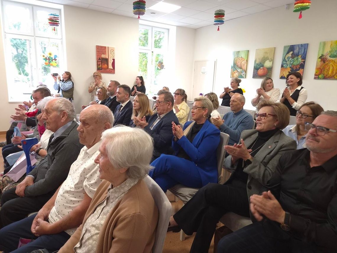 Dzień Seniora w Gryficach. Muzyka, uśmiechy i wspólne świętowanie Dzień Seniora w Gryficach. Muzyka, uśmiechy i wspólne świętowanie
