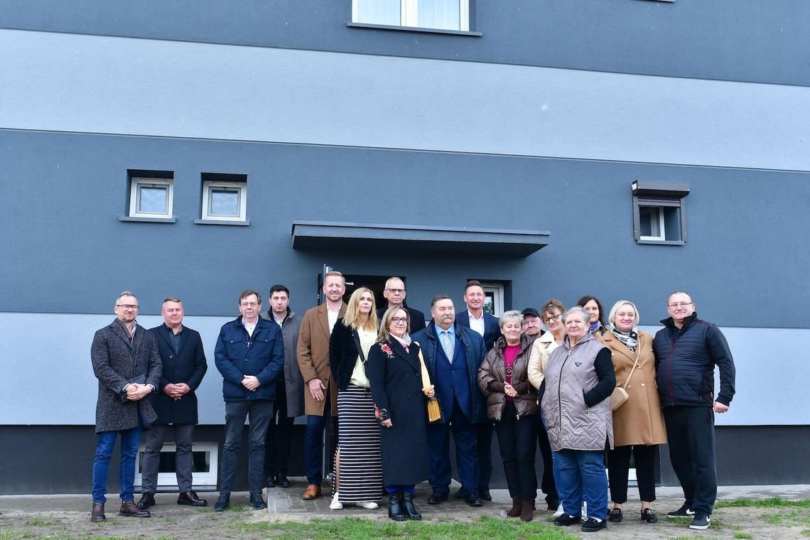Ekologiczne ciepło i niższe rachunki – budynek w Czarnocinie po modernizacji Ekologiczne ciepło i niższe rachunki – budynek w Czarnocinie po modernizacji