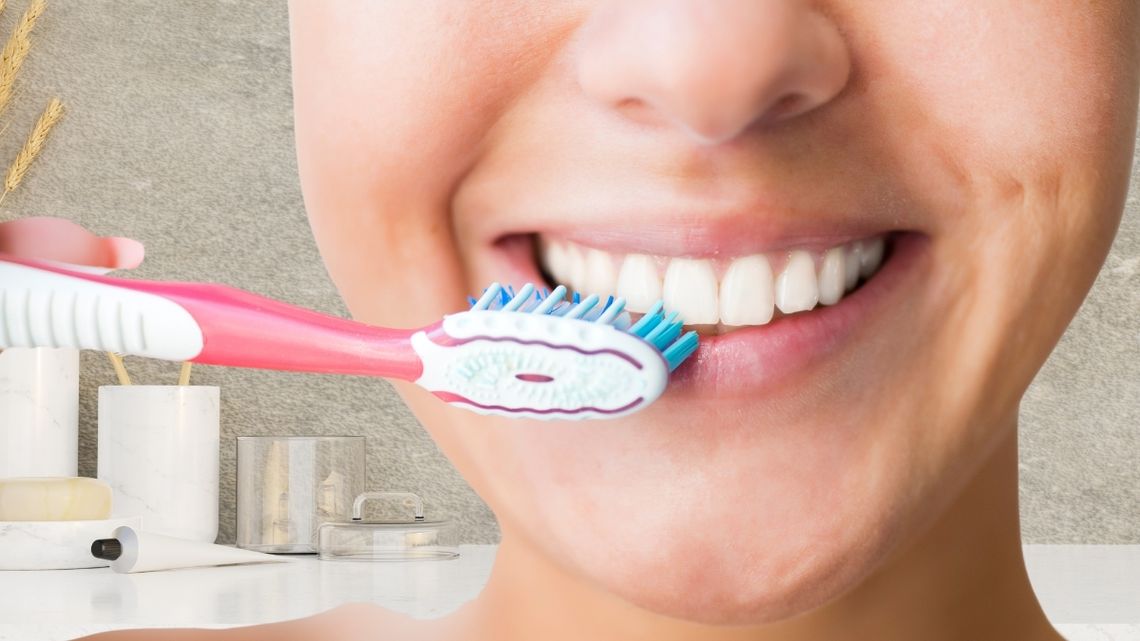 Eksperci biją na alarm. Polacy wciąż mają spory problem z myciem zębów. Potwierdza to najnowszy raport