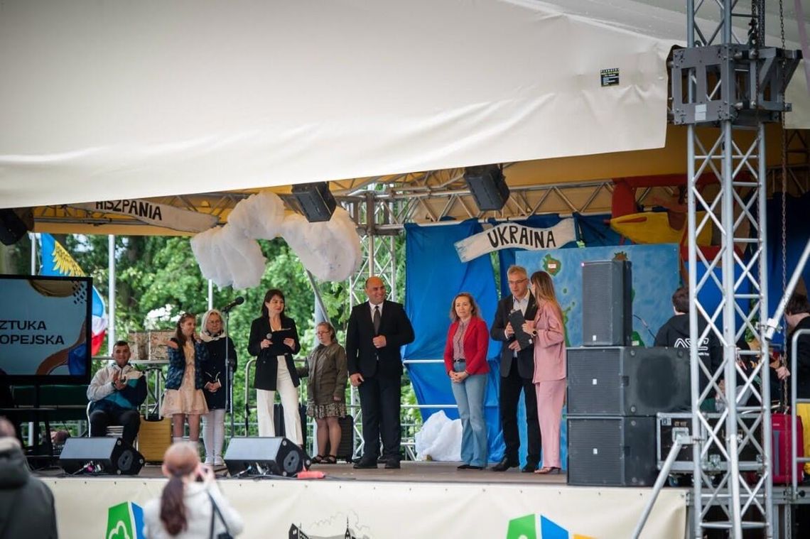 Europejska mozaika talentów na dziedzińcu Zamku Piastowskiego