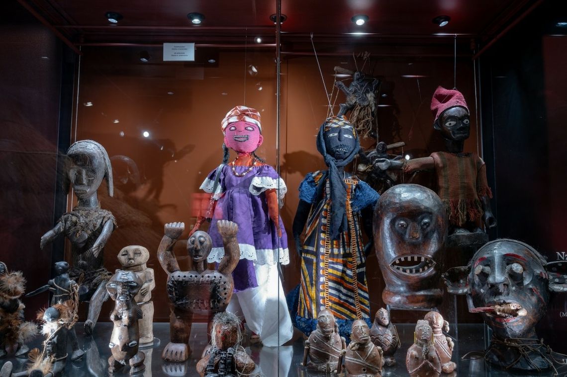 Dzieci magii. Afrykańskie lalki i marionetki.
