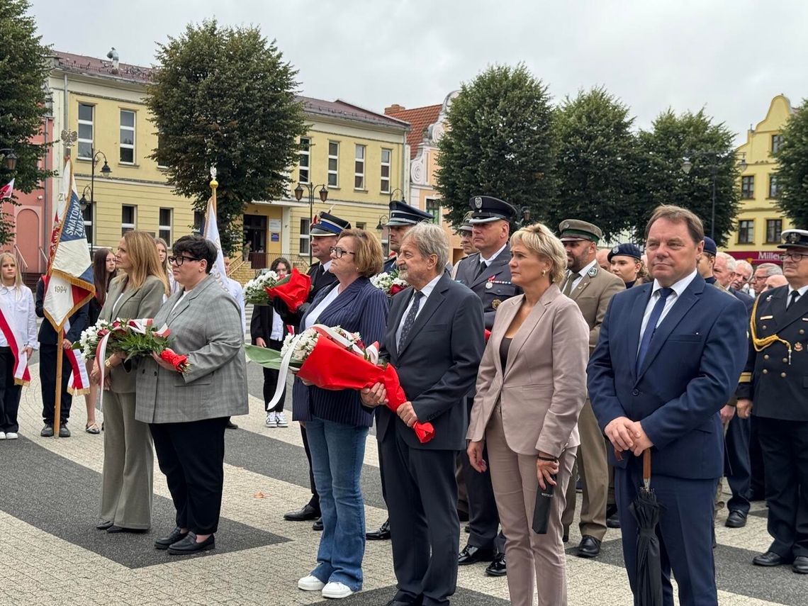 Gryfice uczciły 87. rocznicę wybuchu II wojny światowej Gryfice uczciły 87. rocznicę wybuchu II wojny światowej
