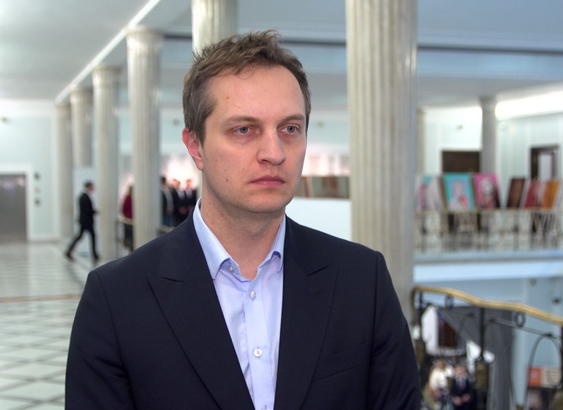 Inwestycje w Polsce na rekordowo niskim poziomie. Niestabilne regulacje odstraszają kapitał