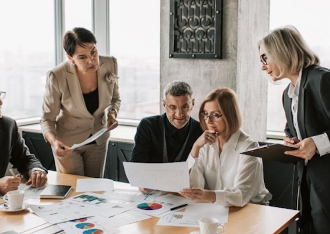 Jak poprawnie wycenić firmę? Praktyczne podejście oparte na danych