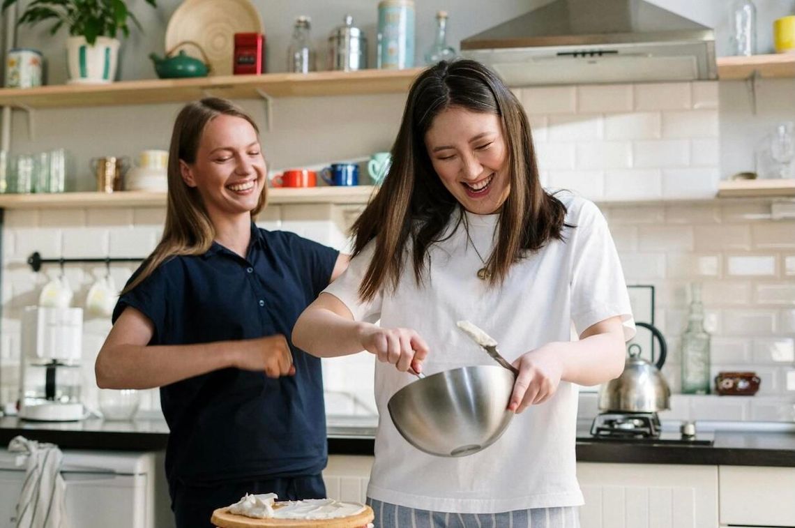 Jak przygotować spotkanie dla bliskich i nie stracić kontroli nad domowym budżetem