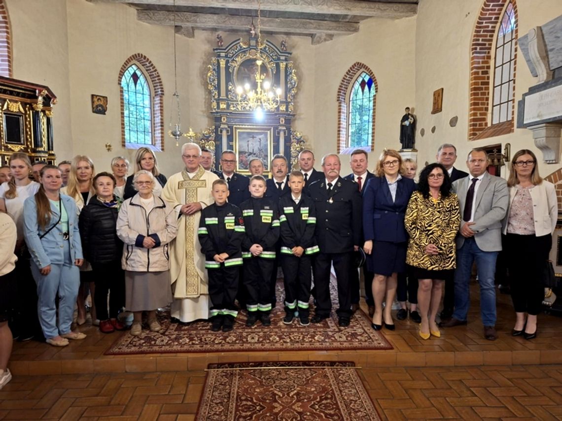 JUBILEUSZ 35-LECIA KAPŁAŃSTWA KSIĘDZA RYSZARDA WIENCISA JUBILEUSZ 35-LECIA KAPŁAŃSTWA KSIĘDZA RYSZARDA WIENCISA