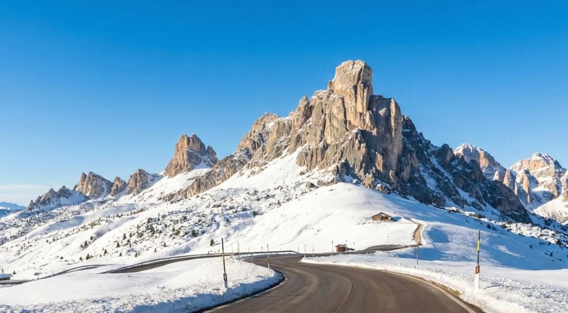 Kierunek Mediolan i Cortina? 6 ciekawych przystanków na trasie oraz jak uniknąć pułapek w 2026 roku