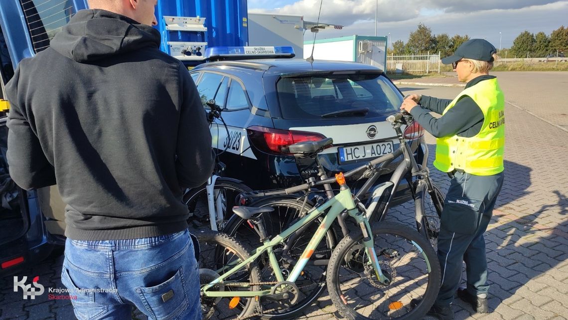 Kradzione rowery elektryczne znalezione w skontrolowanym busie