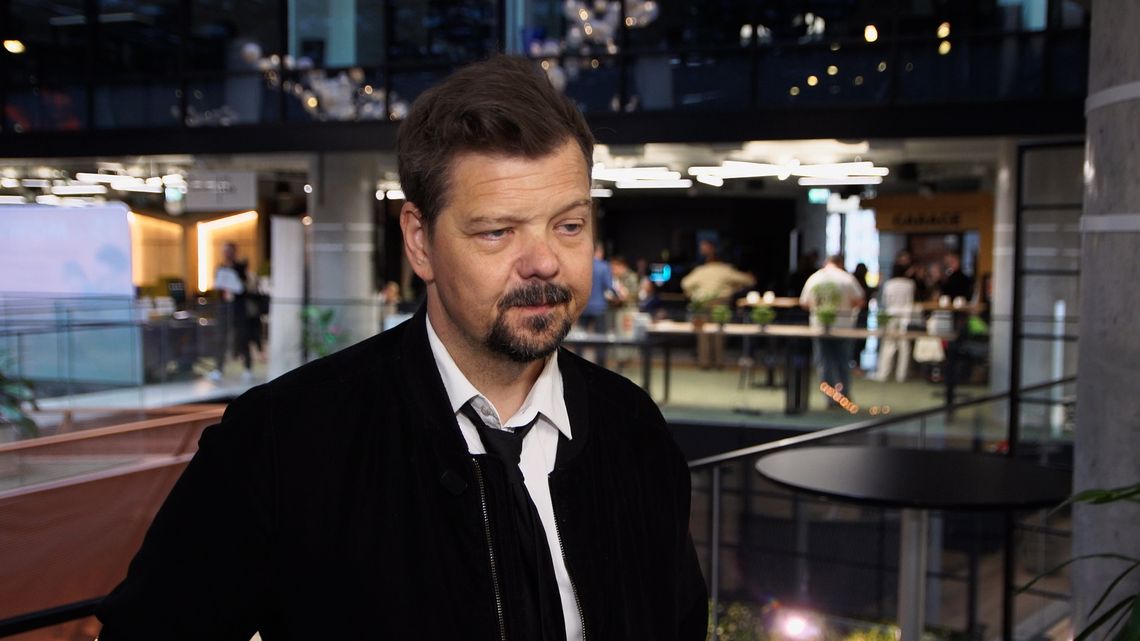 Michał Figurski: Media to nierealna bajka, gdzie trzeba być pięknym i zdrowym. Z tego powodu nie miałem lekko i musiałem się przebić przez barierę ostracyzmu Michał Figurski: Media to nierealna bajka, gdzie trzeba być pięknym i zdrowym. Z tego powodu nie miałem lekko i musiałem się przebić przez barierę ostracyzmu