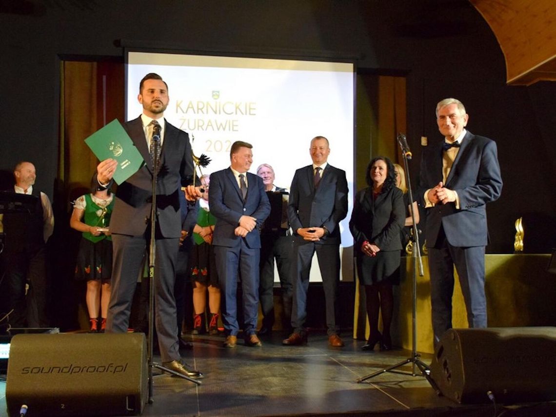 NAGRODZENI ZA PASJĘ I ZAANGAŻOWANIE NA GALI KARNICKIE ŻURAWIE