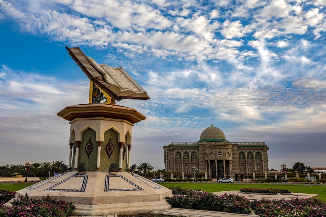 Nie tylko luksus. Odkryj nieznane oblicze emiratów