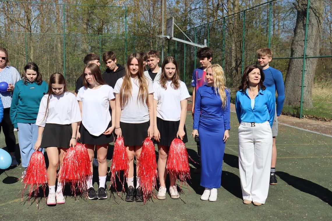 Niebieskie Igrzyska w Szkole Podstawowej w Modlimowie – dzień integracji, sportu i wspólnych wartości