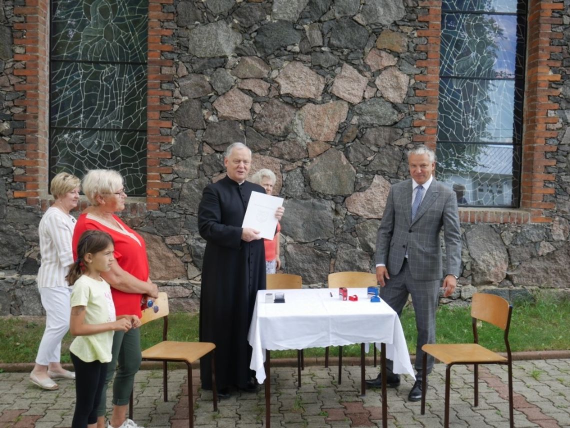 Nowogard: Wsparcie renowacji kościoła w Karsku
