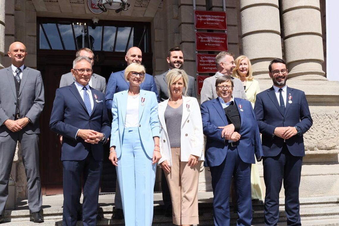 Odznaka Honorowa "Zasłużony dla Samorządu Terytorialnego" dla Andrzeja Szczygła