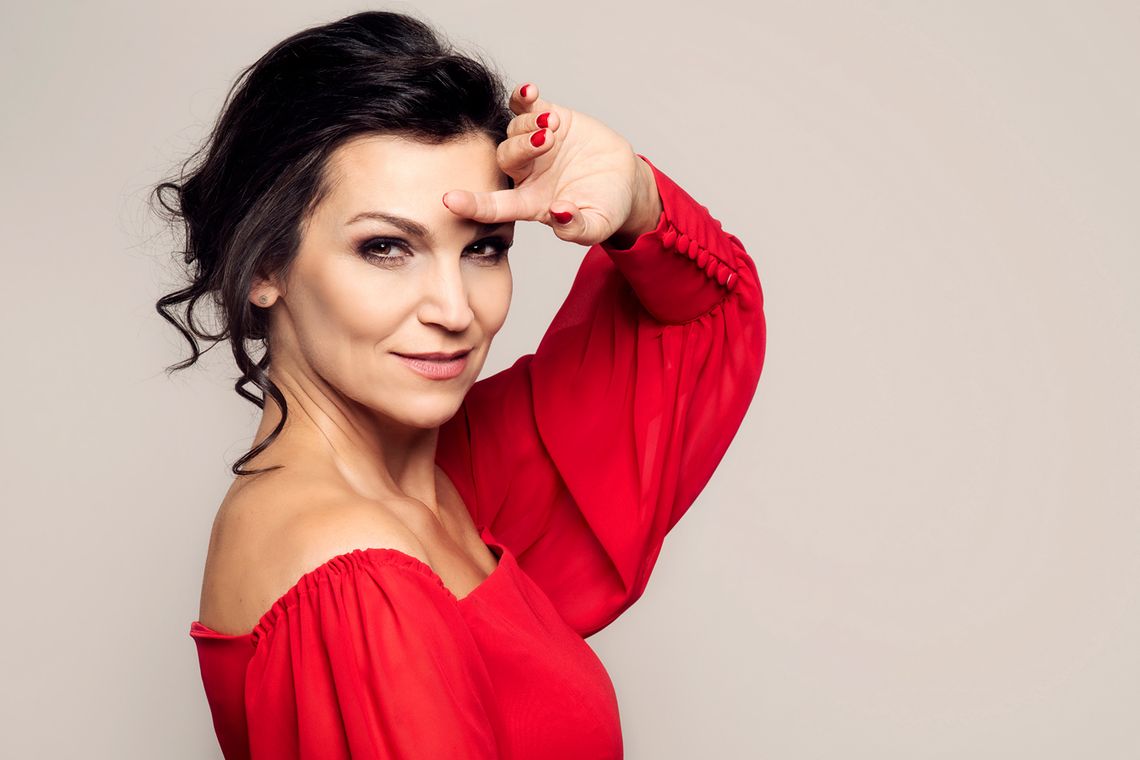 Olga Bończyk gwiazdą spektaklu otwarcia drugiego sezonu Teatru Małomiasteczkowego w Karnicach