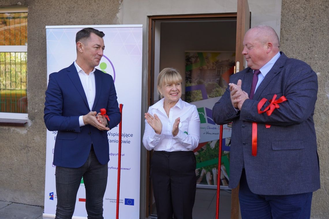 Otwarcie wypożyczalni sprzętu specjalistycznego w MOS w Waniorowie