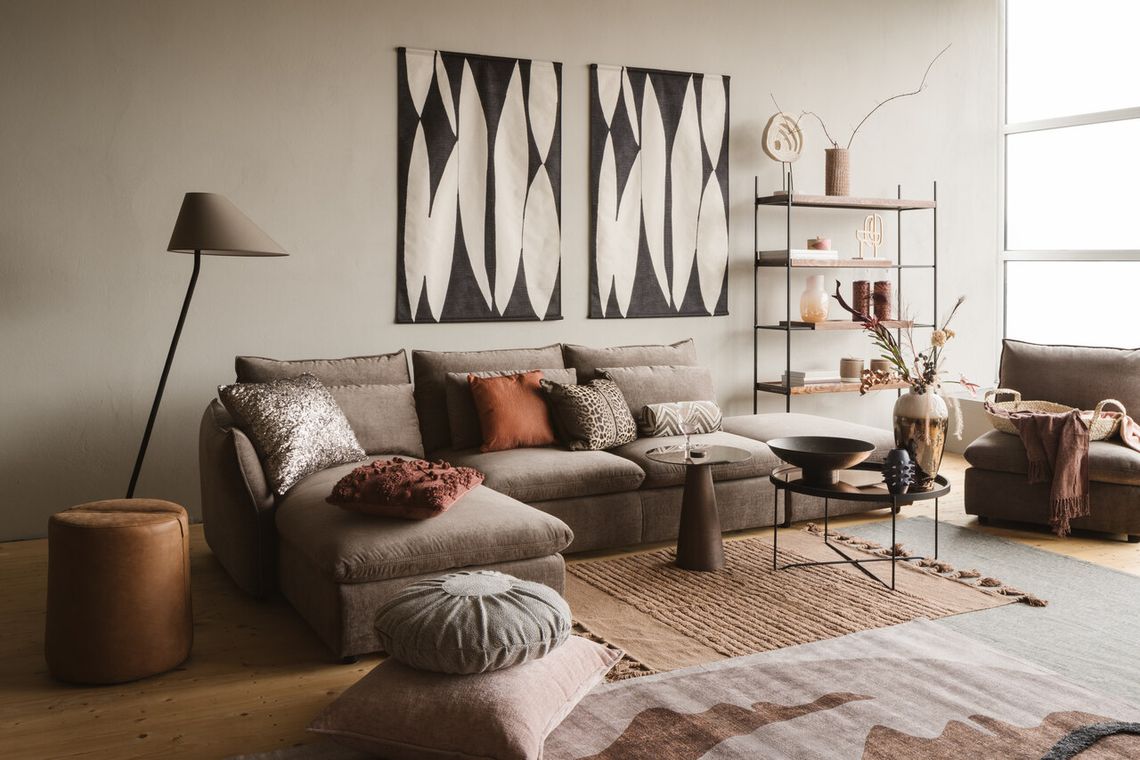 PANTONE 17-1230 czyli Mocha Mousse – kolorem roku 2025