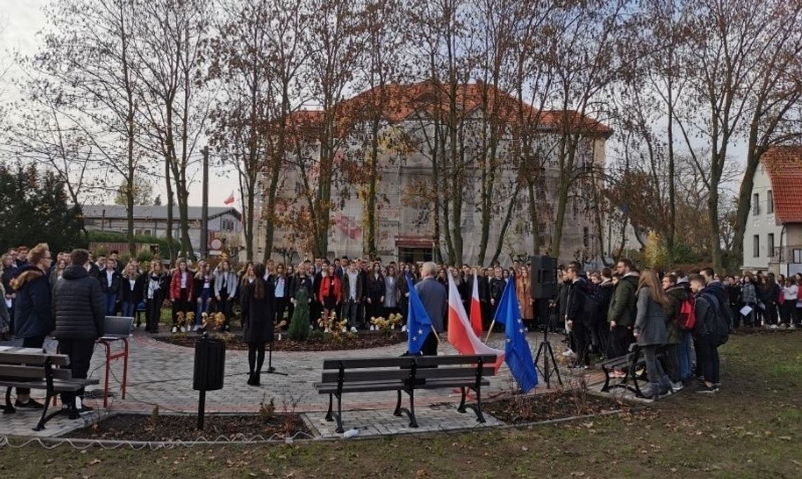 Patriotyczną pieśnią w gryfickim „Miłoszu”uczczono Święto Niepodległości 