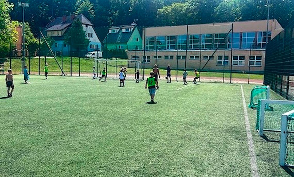Piłkarskie emocje na Orliku w Gryficach. Za nami turniej „Wakacje na Orliku 2026” Piłkarskie emocje na Orliku w Gryficach. Za nami turniej „Wakacje na Orliku 2026”