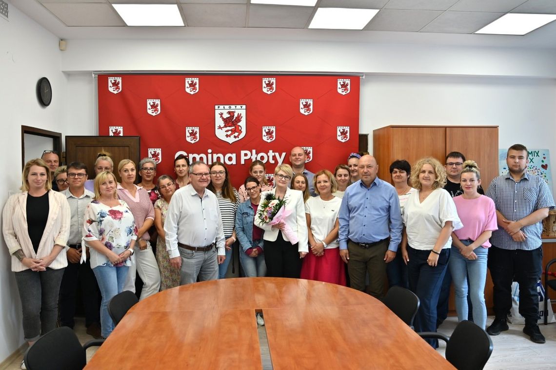 Podziękowanie za długoletnią pracę w Urzędzie Podziękowanie za długoletnią pracę w Urzędzie