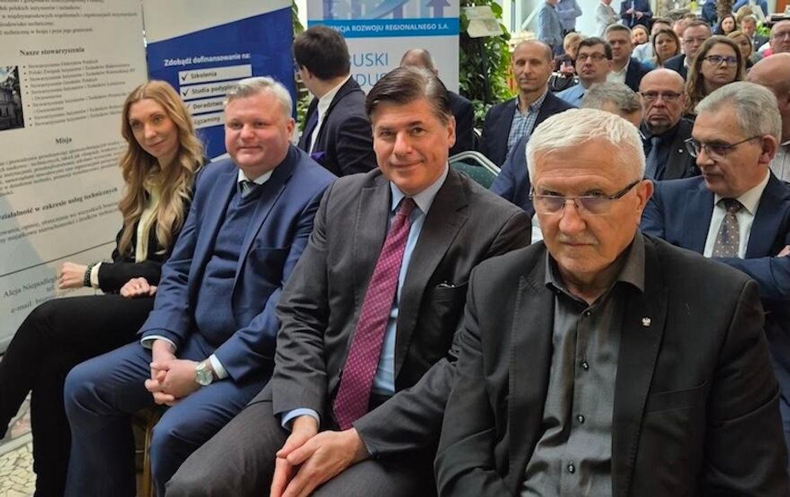 Pomorze Zachodnie oknem na świat dla lubuskiego biznesu Pomorze Zachodnie oknem na świat dla lubuskiego biznesu