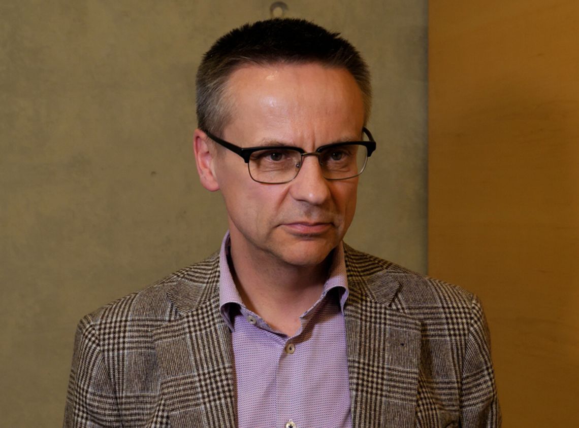 Poziom kompetencji cyfrowych Polaków na bardzo niskim poziomie. Spowalnia to cyfryzację gospodarki i firm