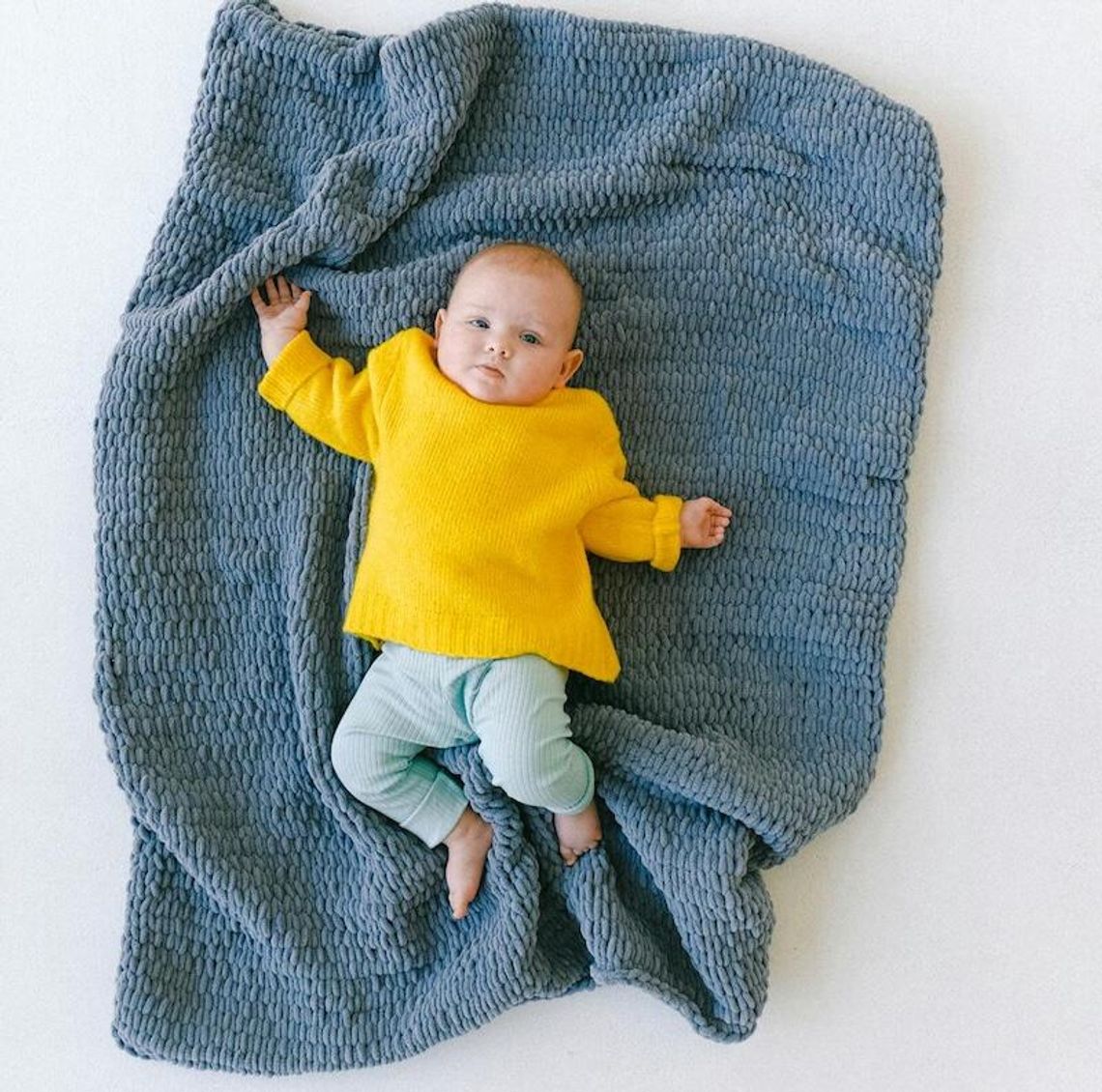 Pułapka 10. Miesiąca. Dlaczego zwlekanie z „grudkami” może utrudnić naukę mowy?