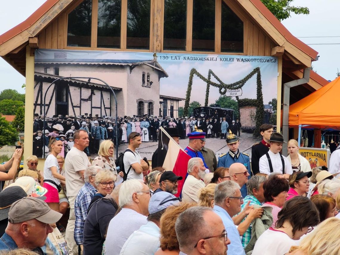 Rewal świętował 130-lecie Nadmorskiej Kolei Wąskotorowej Rewal świętował 130-lecie Nadmorskiej Kolei Wąskotorowej