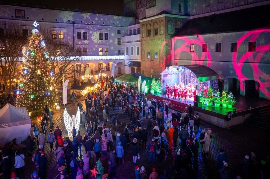 Rozbłyśnie choinka na Zamku