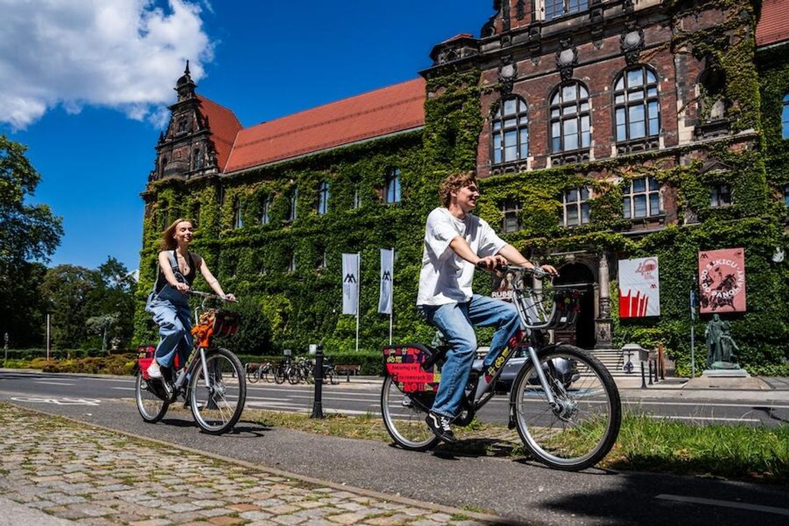 Rusza nowy sezon rowerowy w polskich miastach. Wzrośnie flota elektrycznych jednośladów