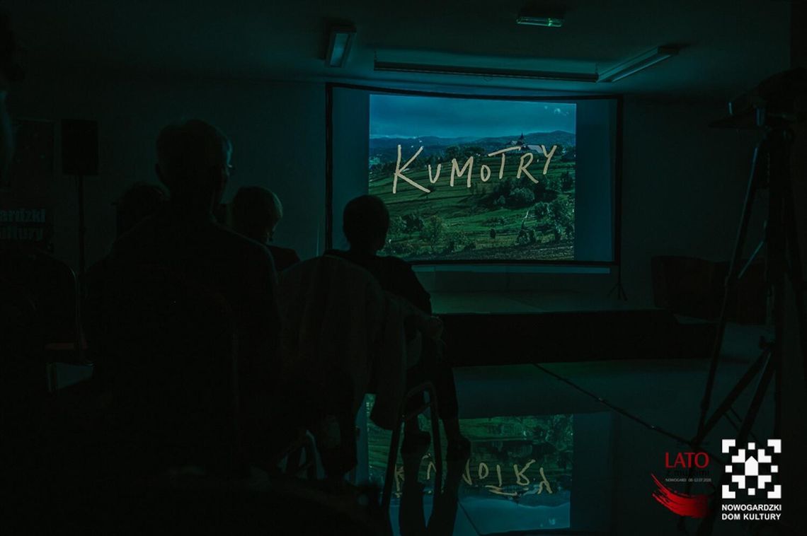 Siła przyjaźni, "Kumotry" i Emilia Śniegoska