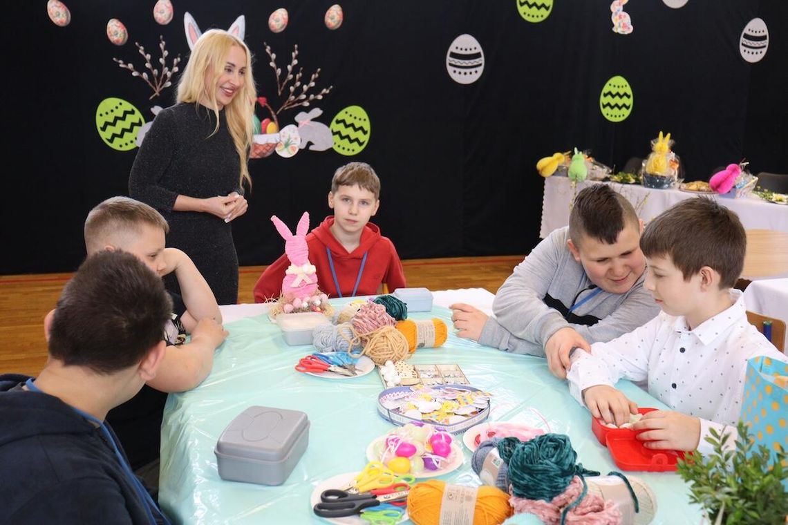 Świąteczne warsztaty pełne radości w SP Modlimowo