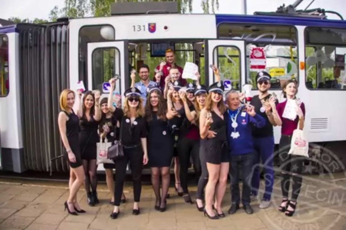 „Tramwaj zwany Pożądaniem” profilaktyka HIV na ulicach Szczecina