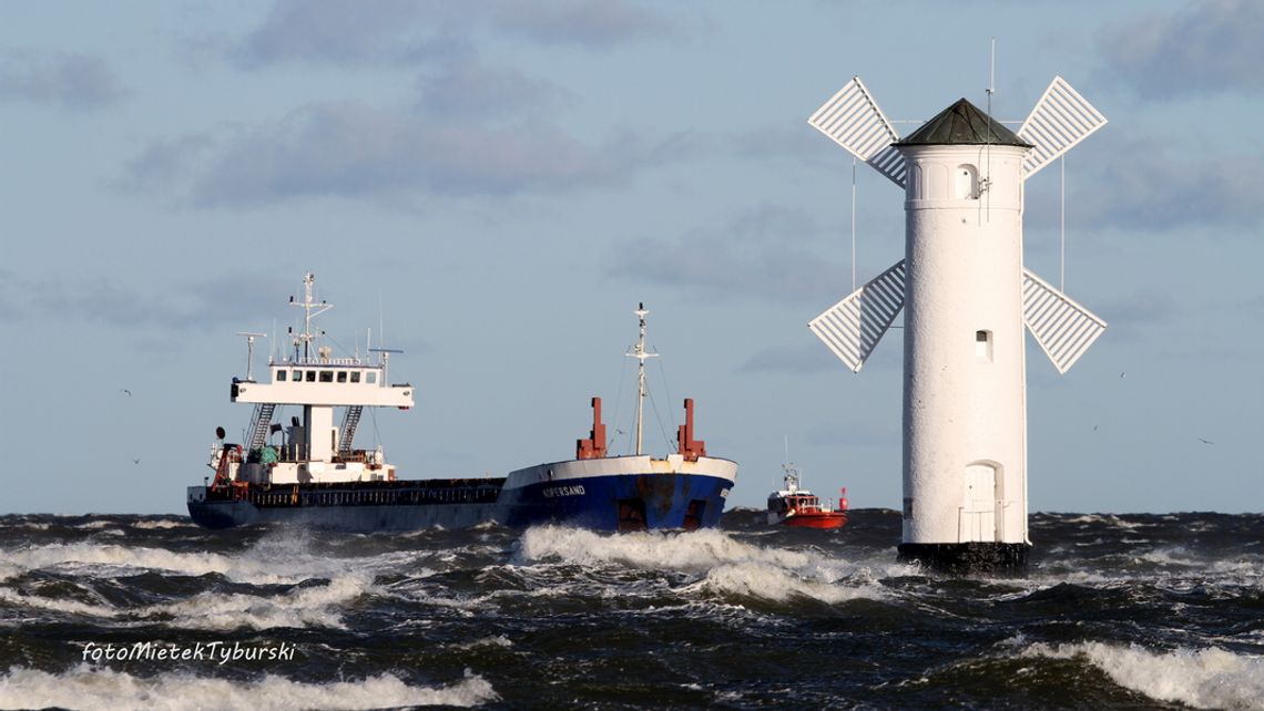 Trzebiatowski Ośrodek Kultury zaprasza na wystawę Świnoujskiej Grupy Fotograficznej