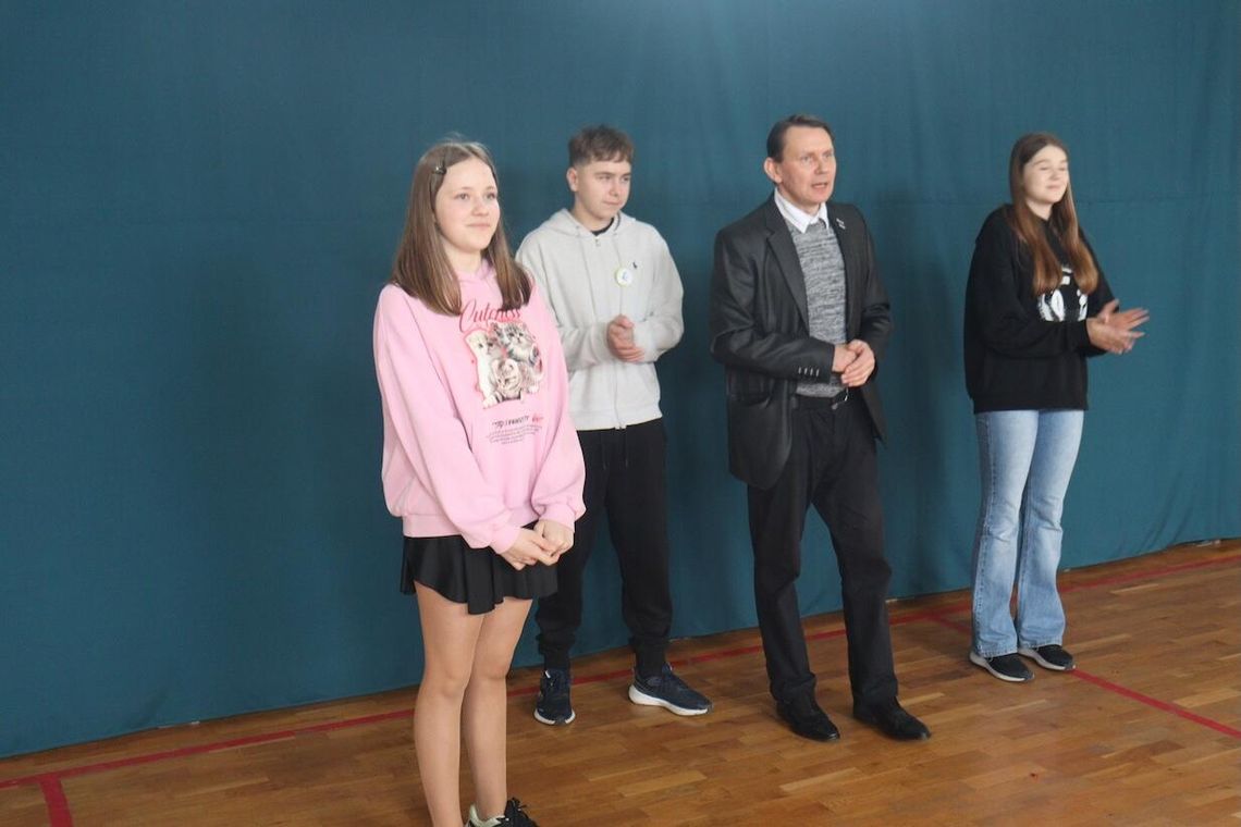 Uczniowie przejęli stery w Szkole Podstawowej w Modlimowie