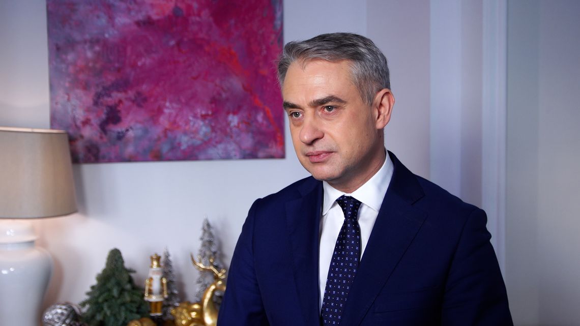 UE przyspiesza rozwój sztucznej inteligencji i infrastruktury cyfrowej. Na terenie Unii powstanie 19 fabryk AI, w tym dwie w Polsce