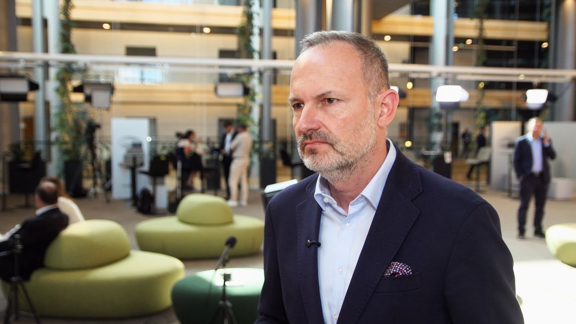 UE zatwierdza wsparcie dla rolników w związku z wysokimi cenami nawozów. Do Polski trafi ponad 66 mln euro UE zatwierdza wsparcie dla rolników w związku z wysokimi cenami nawozów. Do Polski trafi ponad 66 mln euro