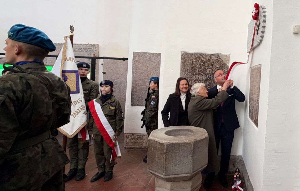 W Gryficach odsłonięto tablicę ku czci Polaków represjonowanych przez III Rzeszę