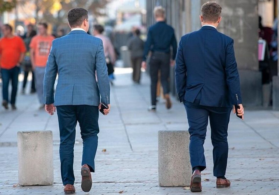 W pół roku zlikwidowano blisko 100 tys. jednoosobowych firm. Prawie 180 tys. zawieszono