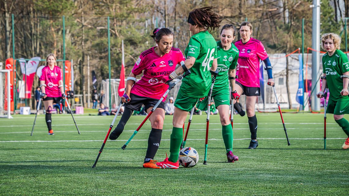 W Warszawie odbył się pierwszy klubowy mecz kobiet w amp futbolu w Europie. Nowa drużyna i rozgrywki otwierają kolejny etap rozwoju dyscypliny