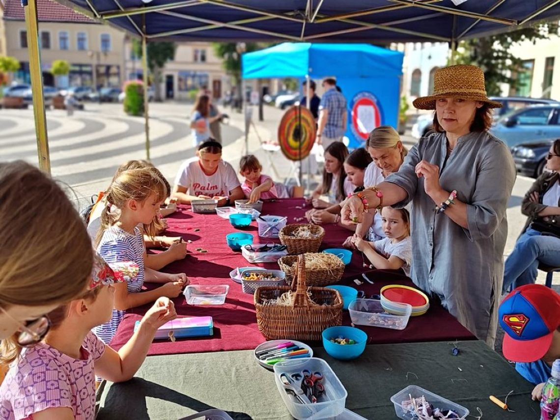 WAKACJE 2024 Z GDK „WAKACYJNA AKADEMIA SZTUK PLASTYCZNYCH” „biżuteria młodej damy” - 20.08.2024. relacja