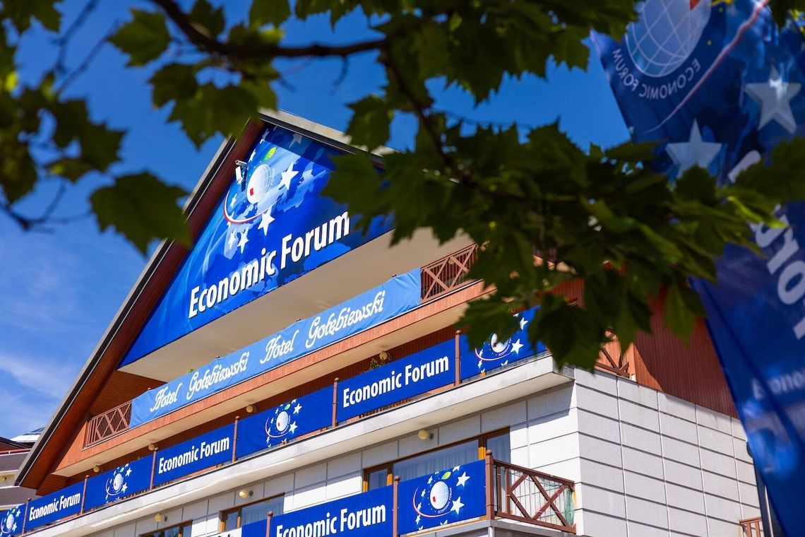 XXXV Forum Ekonomiczne w Karpaczu, 8-10 września 2026. Ponad 6000 uczestników oraz ponad 500 wydarzeń XXXV Forum Ekonomiczne w Karpaczu, 8-10 września 2026. Ponad 6000 uczestników oraz ponad 500 wydarzeń
