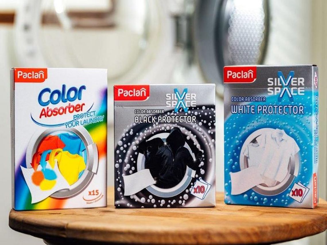 – z chusteczkami do tkanin w roli głównej