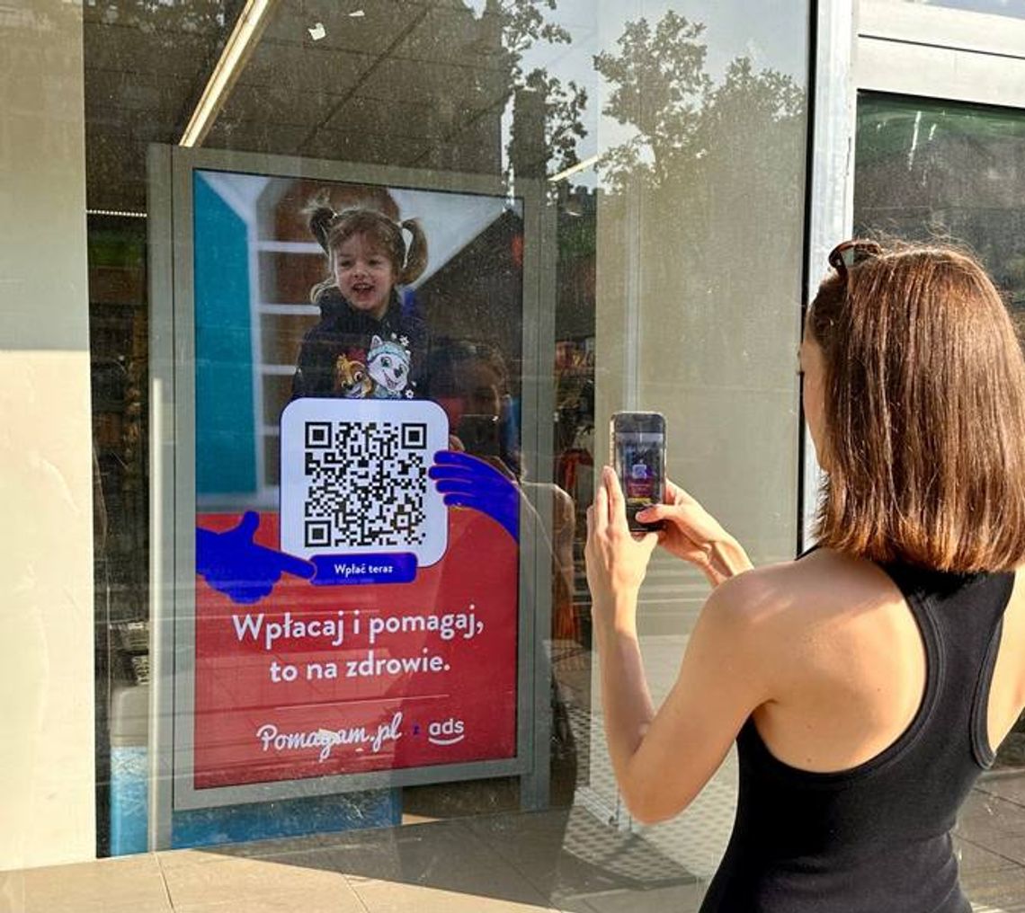 Żabka i Pomagam.pl łączą siły w promowaniu dobroczynności