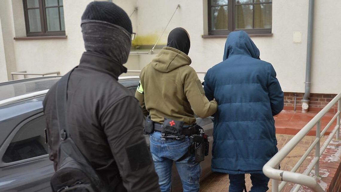 Zachodniopomorska KAS zlikwidowała grupę przestępczą wyłudzającą VAT Zachodniopomorska KAS zlikwidowała grupę przestępczą wyłudzającą VAT